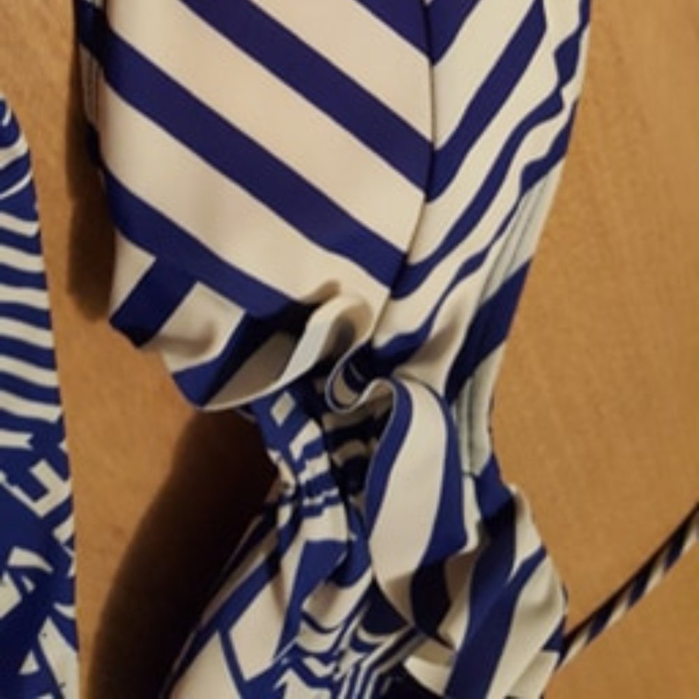 Volcom swimtop - Picture 2 of 5